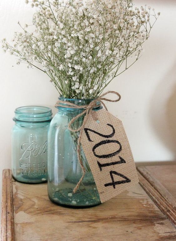 30+ Chic DIY Vases As Pretty As The Flowers Themselves